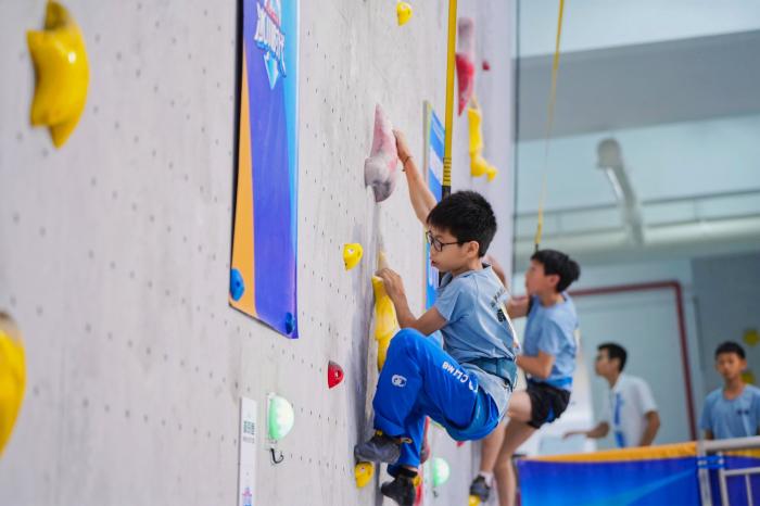 江山站全国青少年攀岩公开赛揭晓：40人入选国家