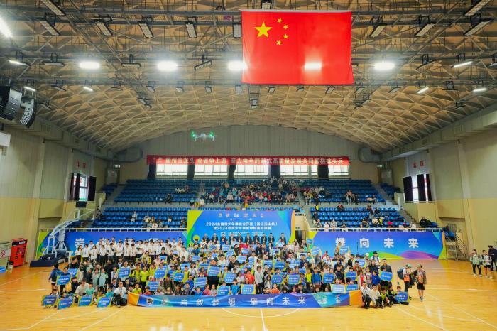 江山站全国青少年攀岩公开赛揭晓：40人入选国家