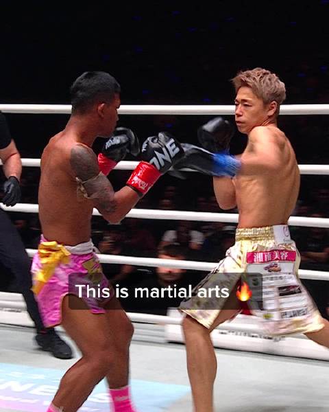 格斗盛宴：顶膝、重拳与飞冲肩引爆擂台